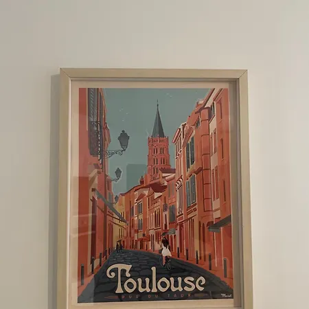 アパート T2 Centre *